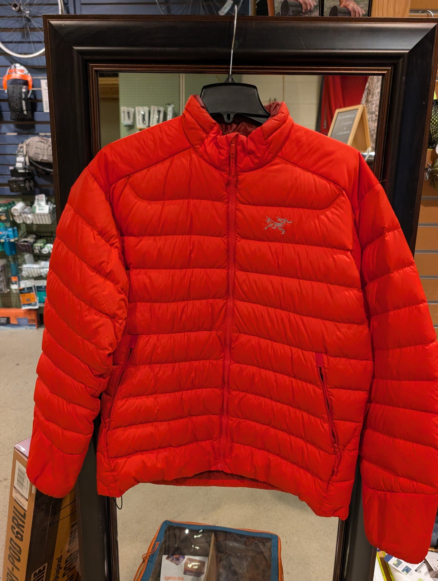 USED - Arc'Teryx Men's Down Jacket