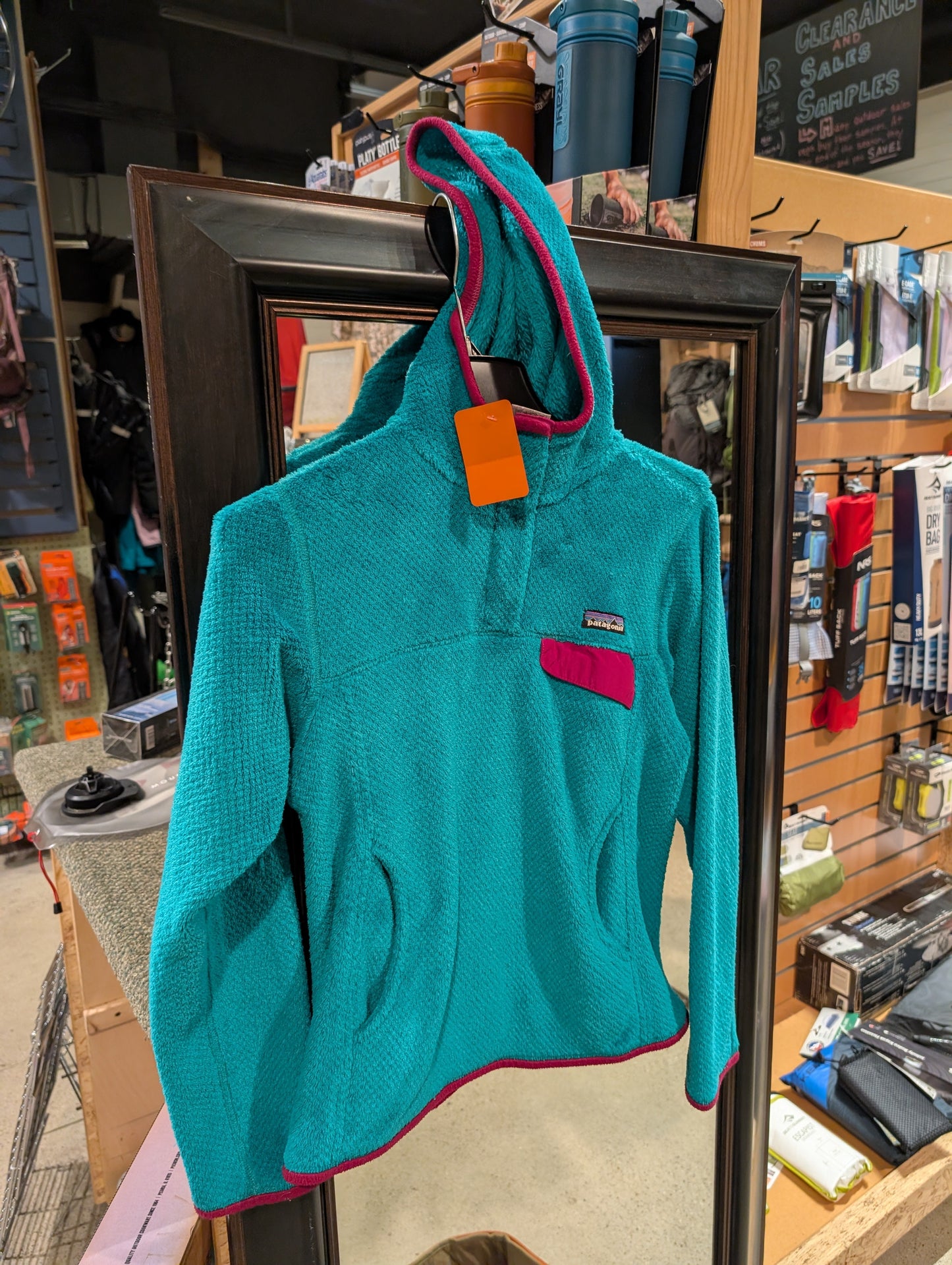 USED Patagonia Women's Hoodie